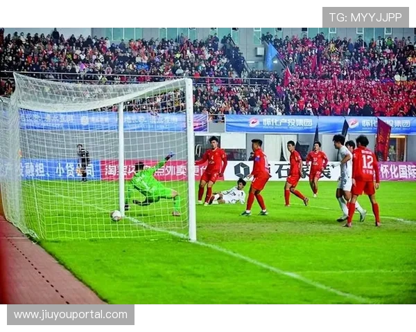 怀化1-0胜张家界，迎来赛季首胜